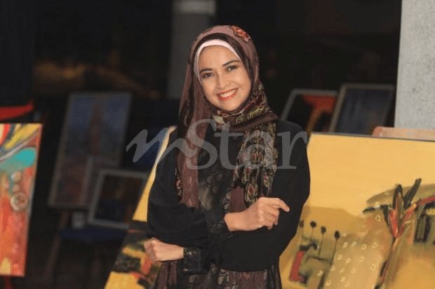 Di dalam islam, elemen, psikologi sangat dititikberatkan.kepentingan unsur psikologi ini dipaparkan dengan kefahaman bahawa manusiaitu dicipta daripada 2 unsur utama iaitu fizikal (jasmani) dan spiritual ( roh). Mira Filzah Kesal Terpaksa Tarik Diri Dalam Cik Serba Tahu Hiburan Mstar