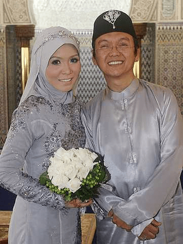 (gosip)nor aliah lee dah bertunang atau kawin? Aziz M Osman Puteri Lily Selamat Bernikah Hiburan Mstar