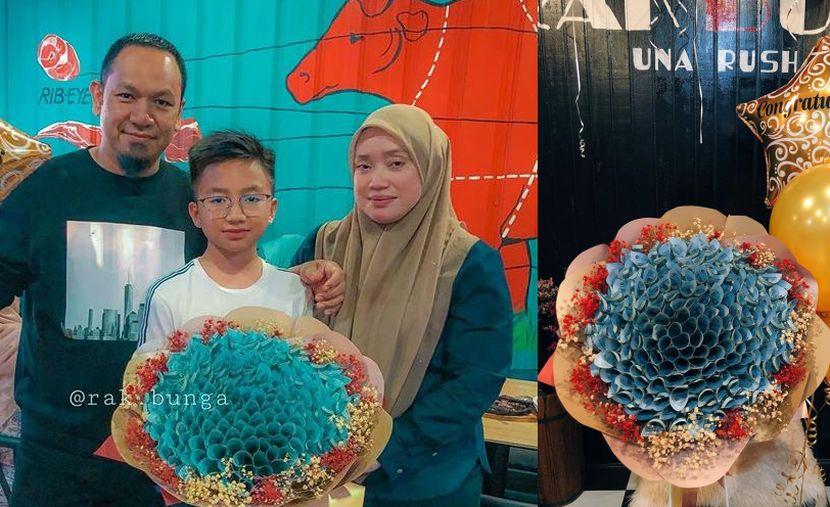 Roll money bouquet tutorial with dry flower | buket uang cantik pake bunga kering . Gubah Bunga Duit Rm10 000 Untuk Anak Dapat 5a Upsr Florist Dedah Ini Bukan Kali Pertama Tak Terkejut Pun Dah Biasa Sangat Viral Mstar