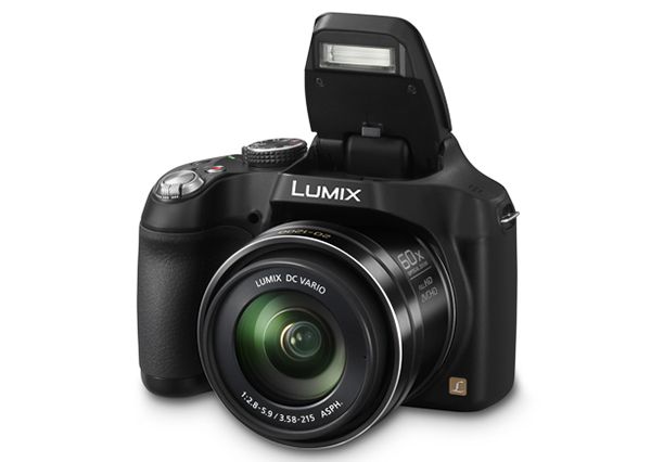 Panasonic Lumix FZ70, superzoom 60x con tele 1200 mm