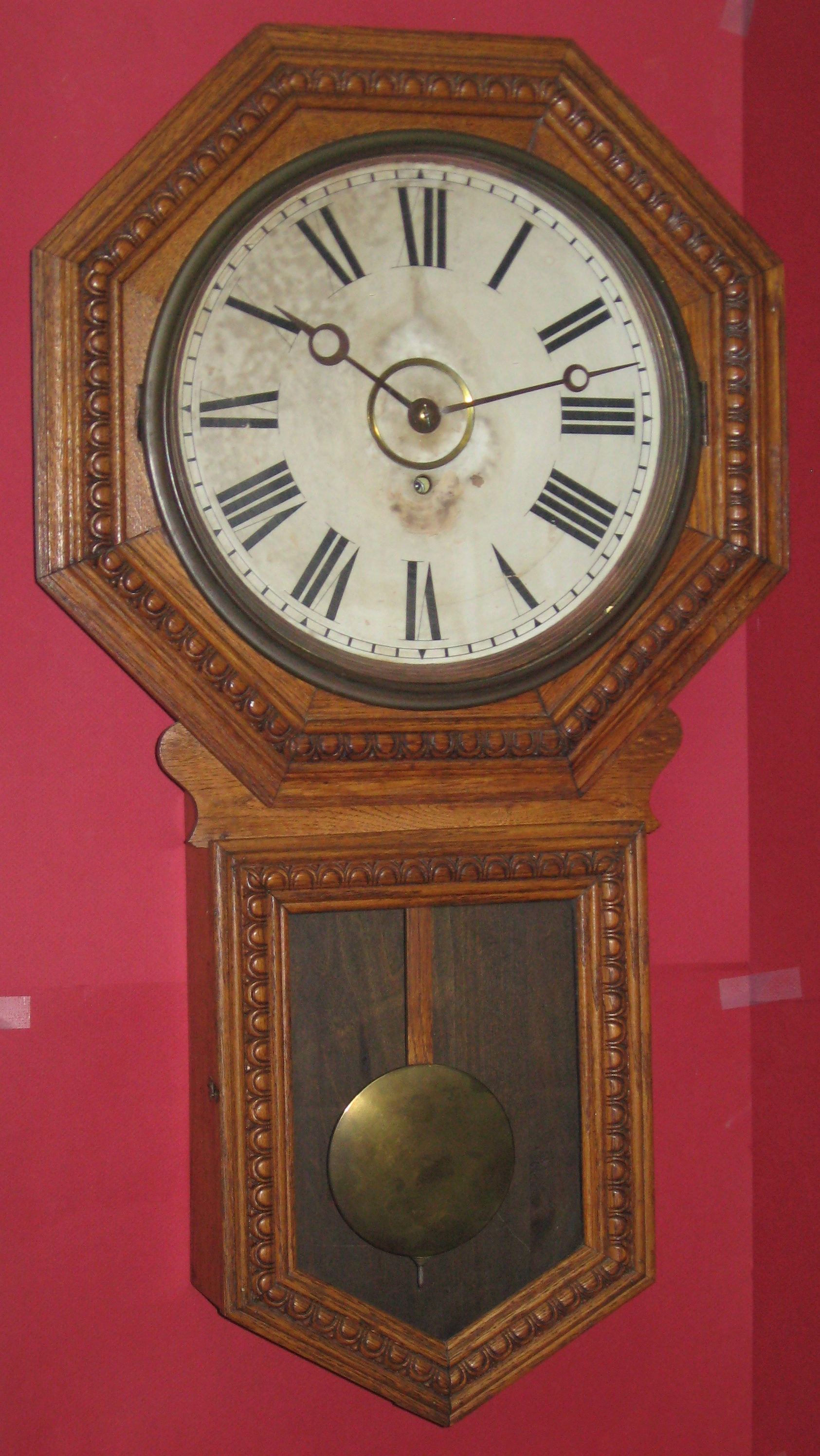 Gilbert “Consort” Oak Long Drop Octagon Wall Clock – ClockInfo.com