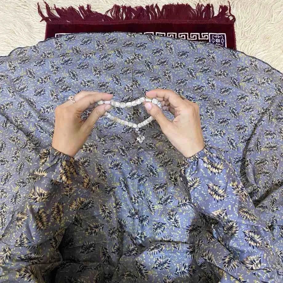 Namaz Chadar with Sleeves Irani Chadar Khimar Arabic jilbab