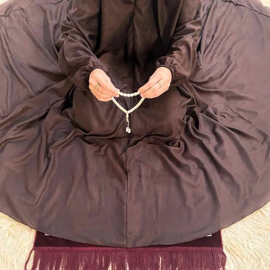 namaz chadar with sleeves