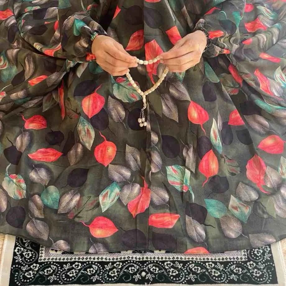 Namaz chadar with sleeves