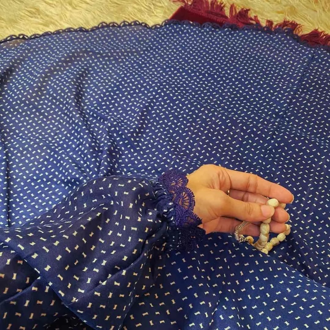 Namaz Chadar with Sleeves