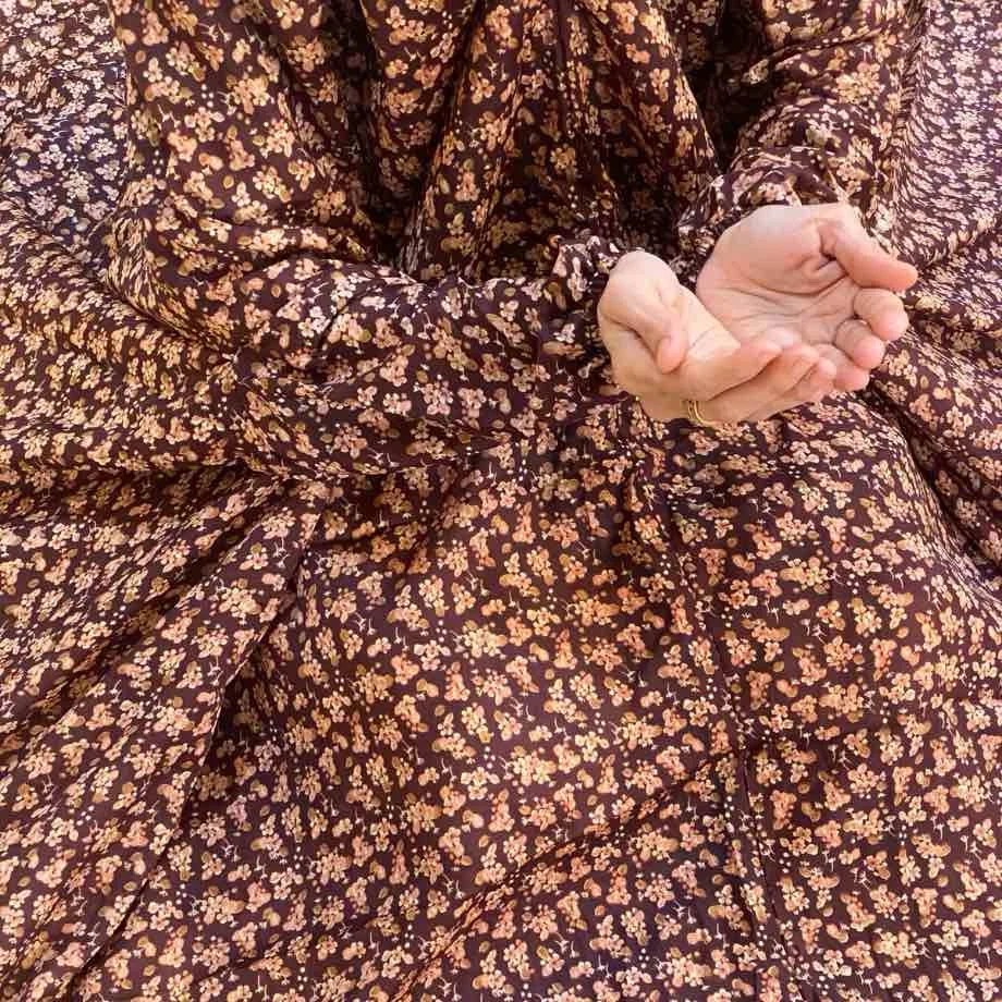 Printed namaz chadar with sleeves