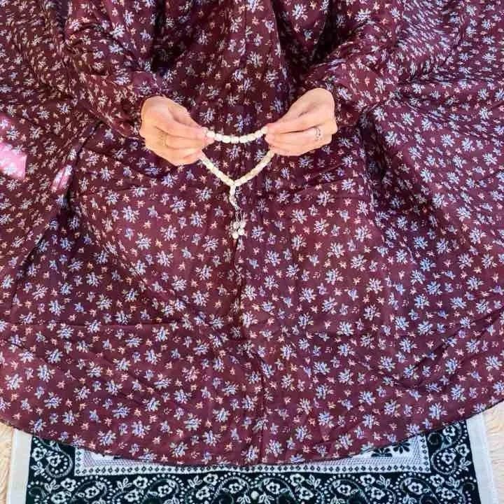 namaz chadar with sleeves