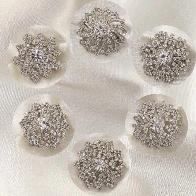 Sparkling Silver Brooch Clothifydotpk