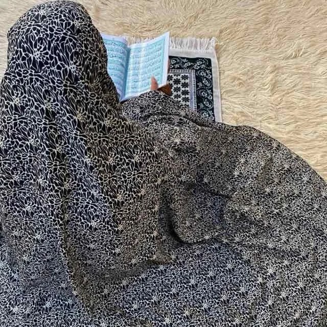 Namaz Chadar without Sleeves