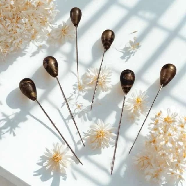 Amberdrop Hijab Pin