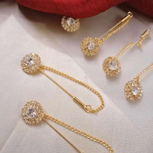 Diamante Brooch Pin