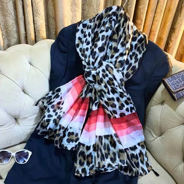 Printed Lawn Hijab Clothifydotpk