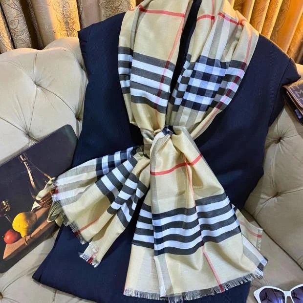 Printed Lawn Hijab Clothifydotpk
