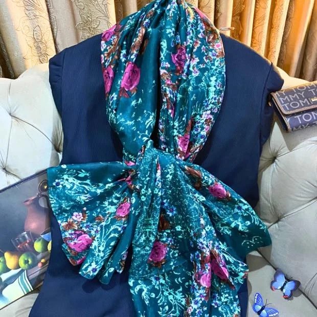 Printed Lawn Hijab Clothifydotpk