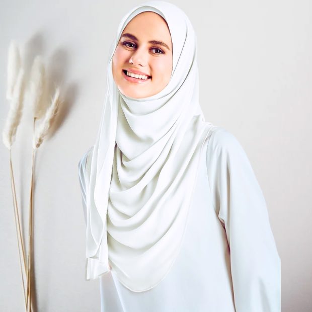 White Instant double loop hijab Ready to wear hijab Chiffon Georgette Hijab Clothifydotpk