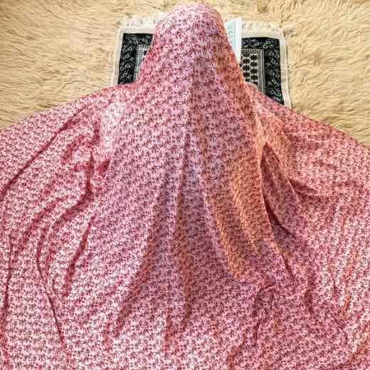 Namaz chadar without sleeves Clothifydotpk