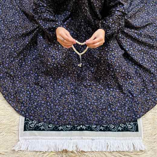 Namaz Chadar with sleeves Irani Chadar CLOTHIFYDOTPK