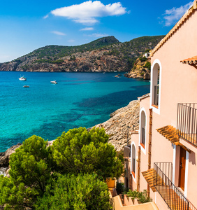 Plus de 145 000 locations de vacances pas chères - SeLoger vacances