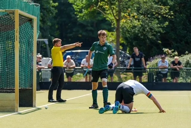 1. Herren: Raffelberg krönt die perfekte Saison!