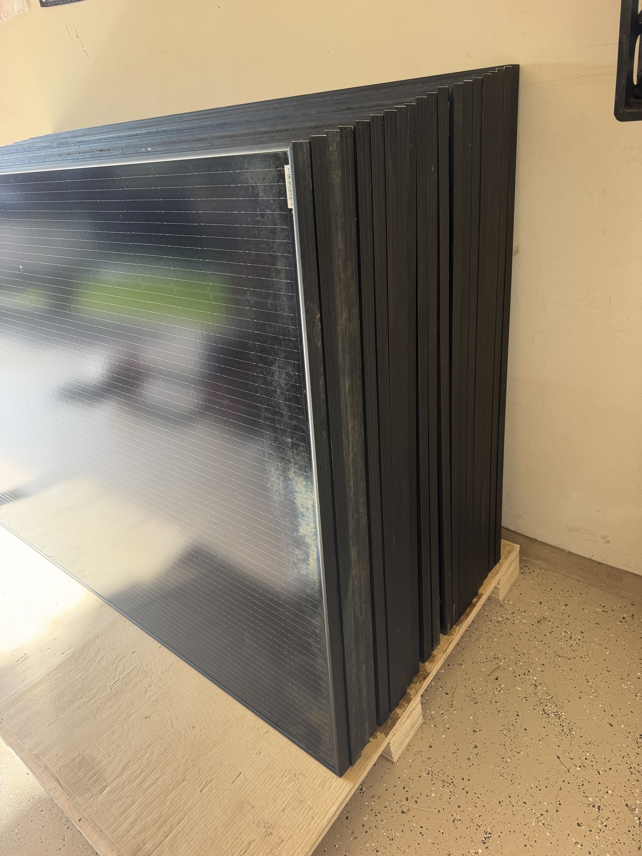 Used! 400W Hyperion Bifacial Solar Panels