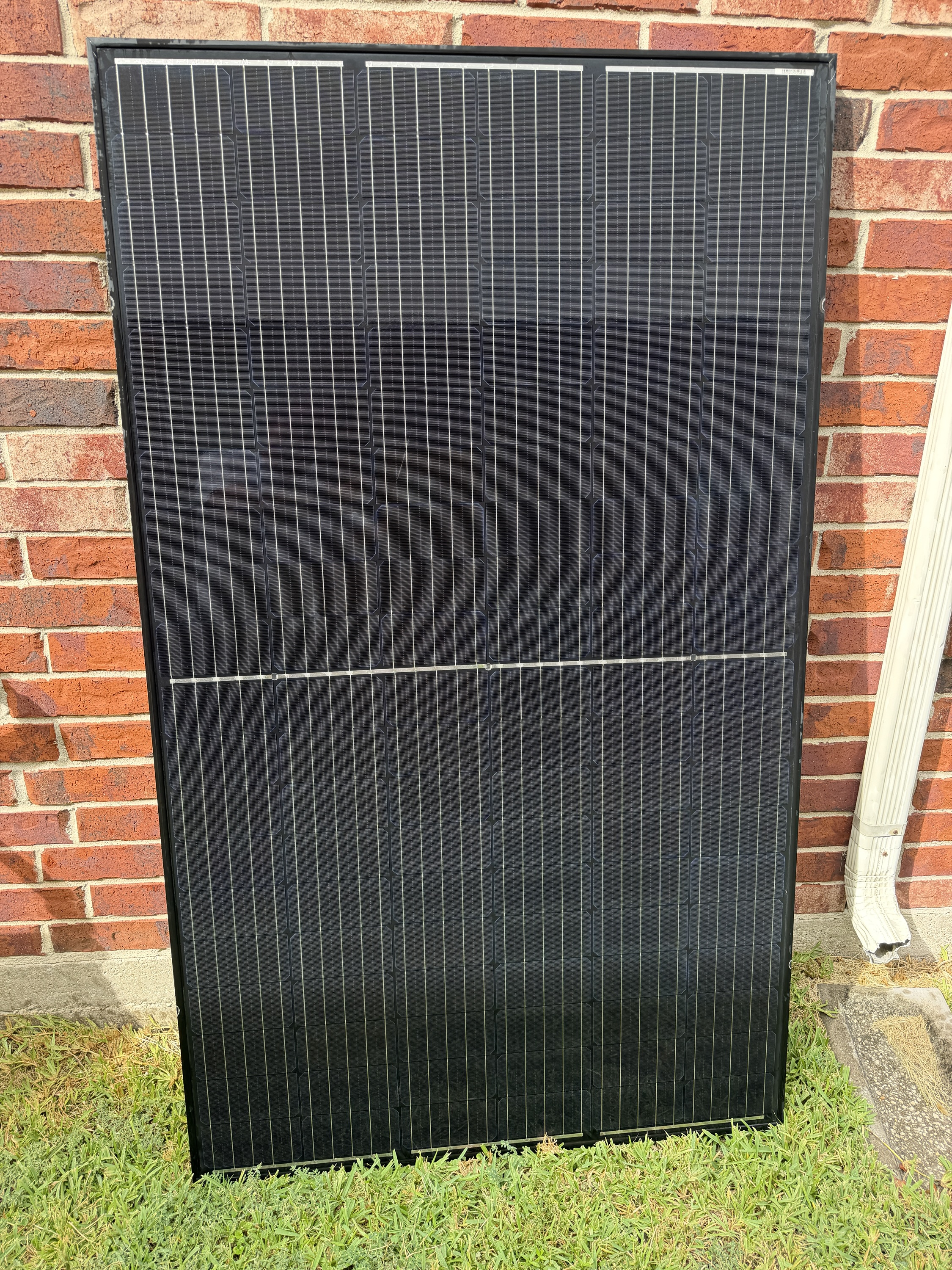 **Used 310W Trina Monofacial Solar Panels