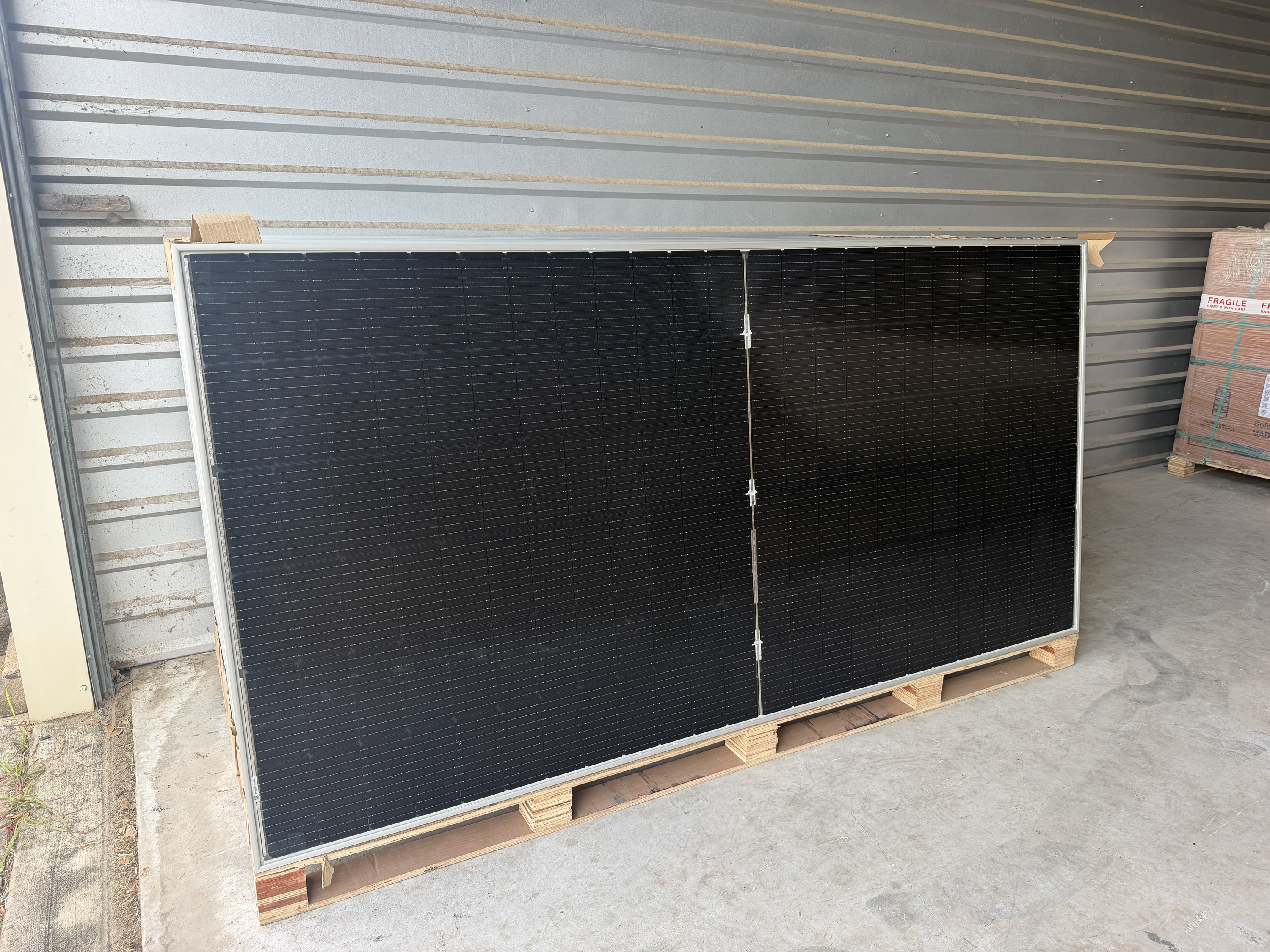 Waaree 540W Bifacial Solar Panel