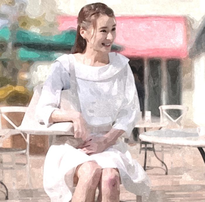 アオキュアcm女優は鈴木望さん 青アザが酷すぎると話題 令和のcm図鑑