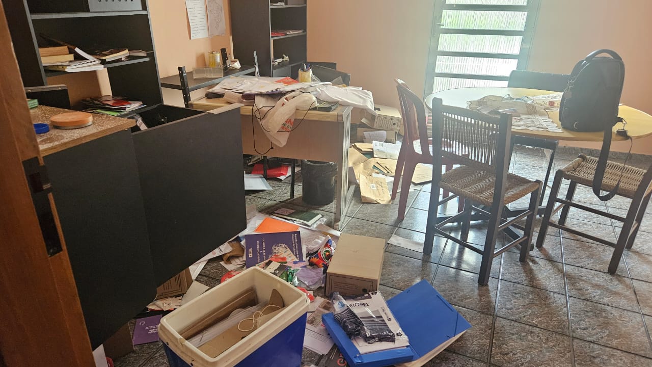 Sede da Central de Movimentos Populares em São Paulo é assaltada