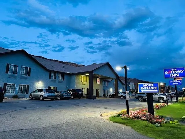Moab Riverside Inn