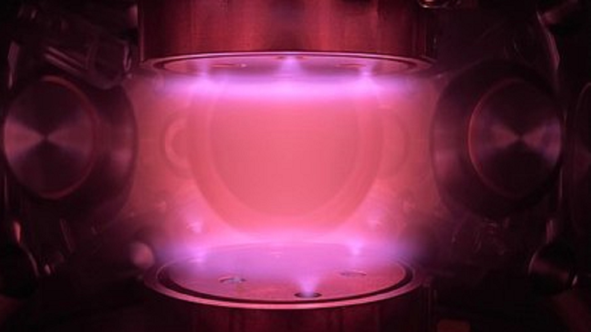 Fluffy Ice Grains Defy Gravity: Caltech's Deep-Space Plasma Experiment (2026)