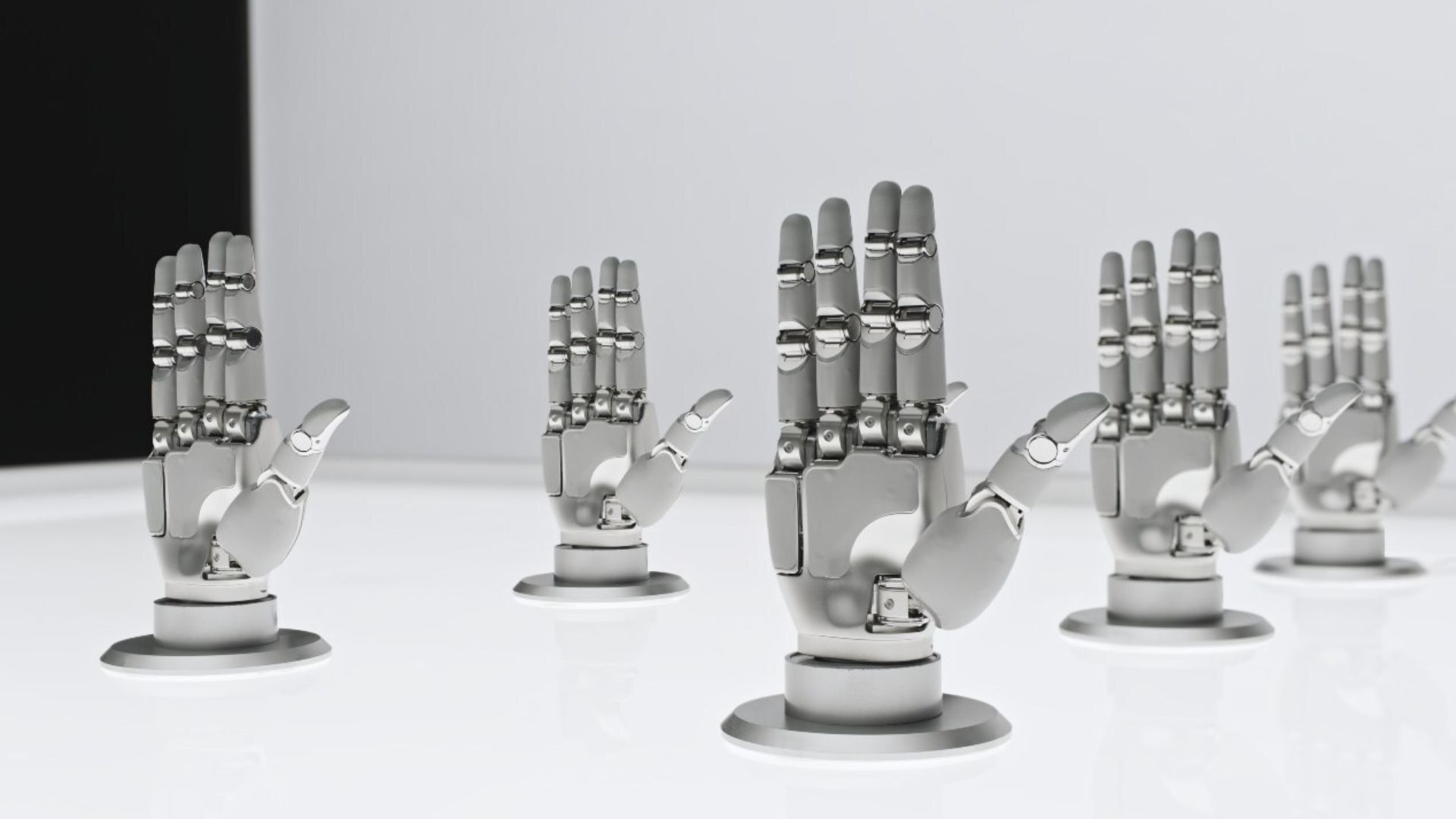 World's Most Advanced Robotic Hand: SharpaWave Enters Mass Production with 22 Motion Freedoms (2026)