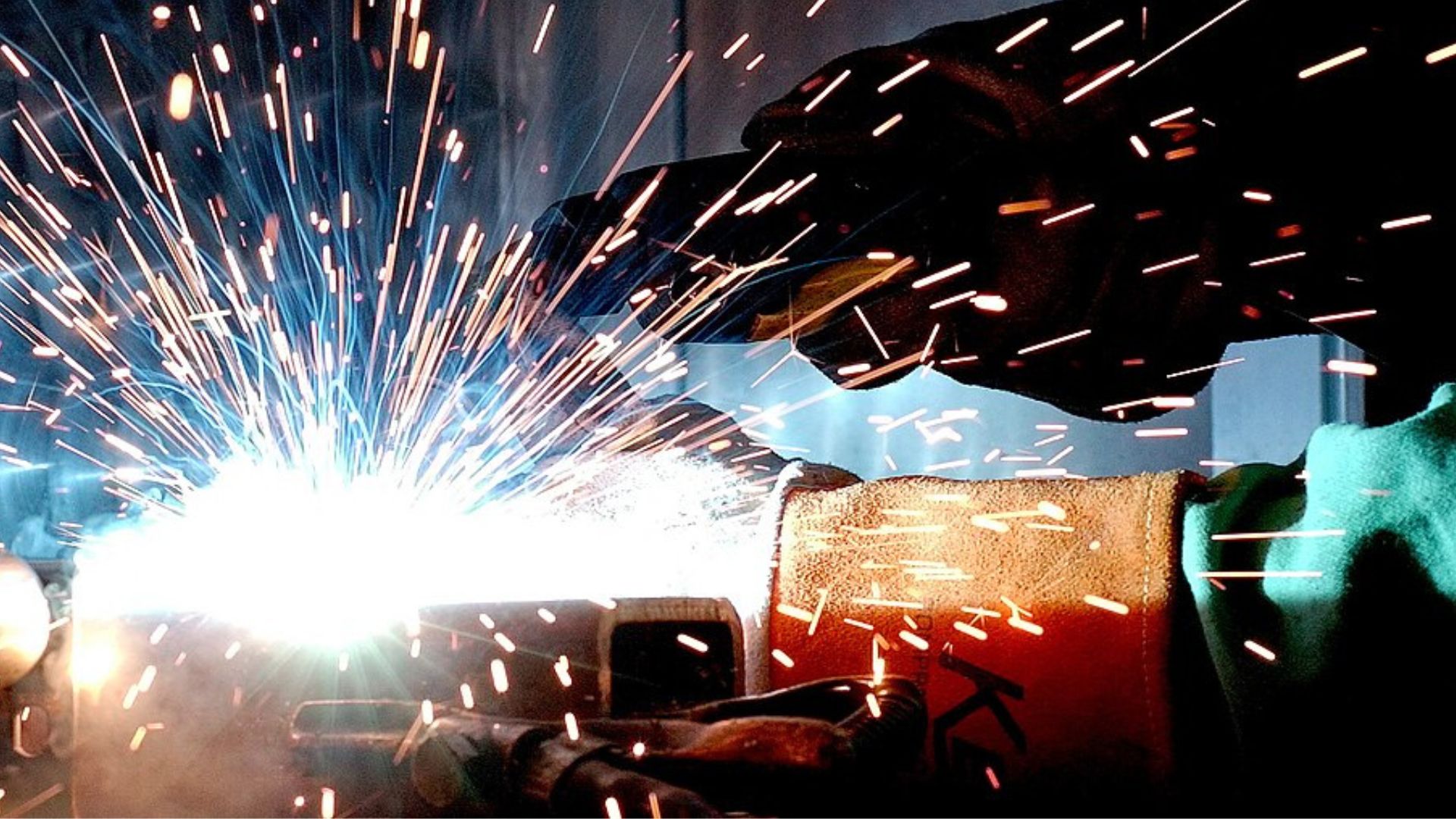 China's Revolutionary Welding Robot: Unveiling the Future of Marine Engineering (2026)