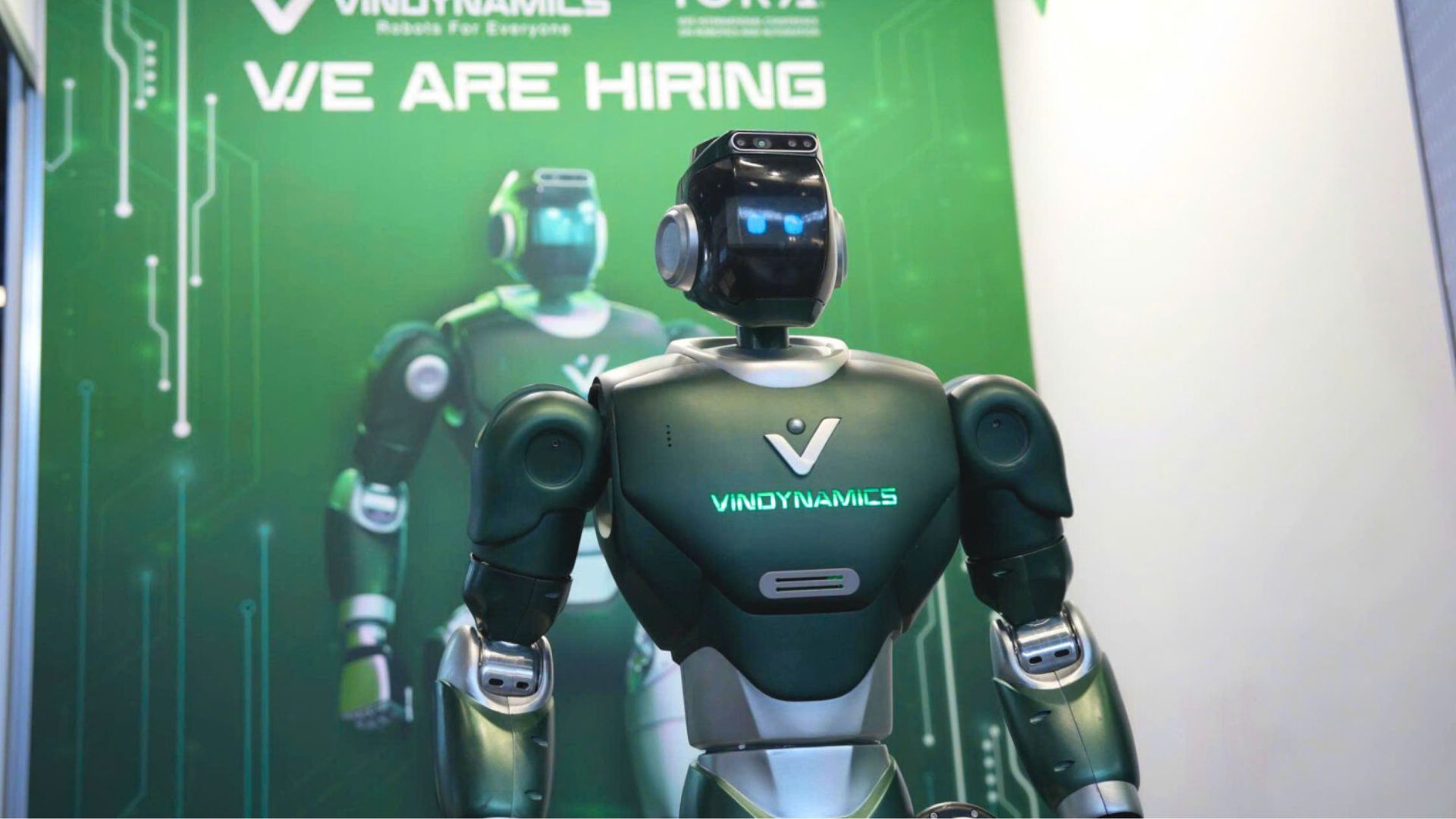 Vietnam's Dyno: The Humanoid Robot Revolutionizing Security and Household Tasks (2026)