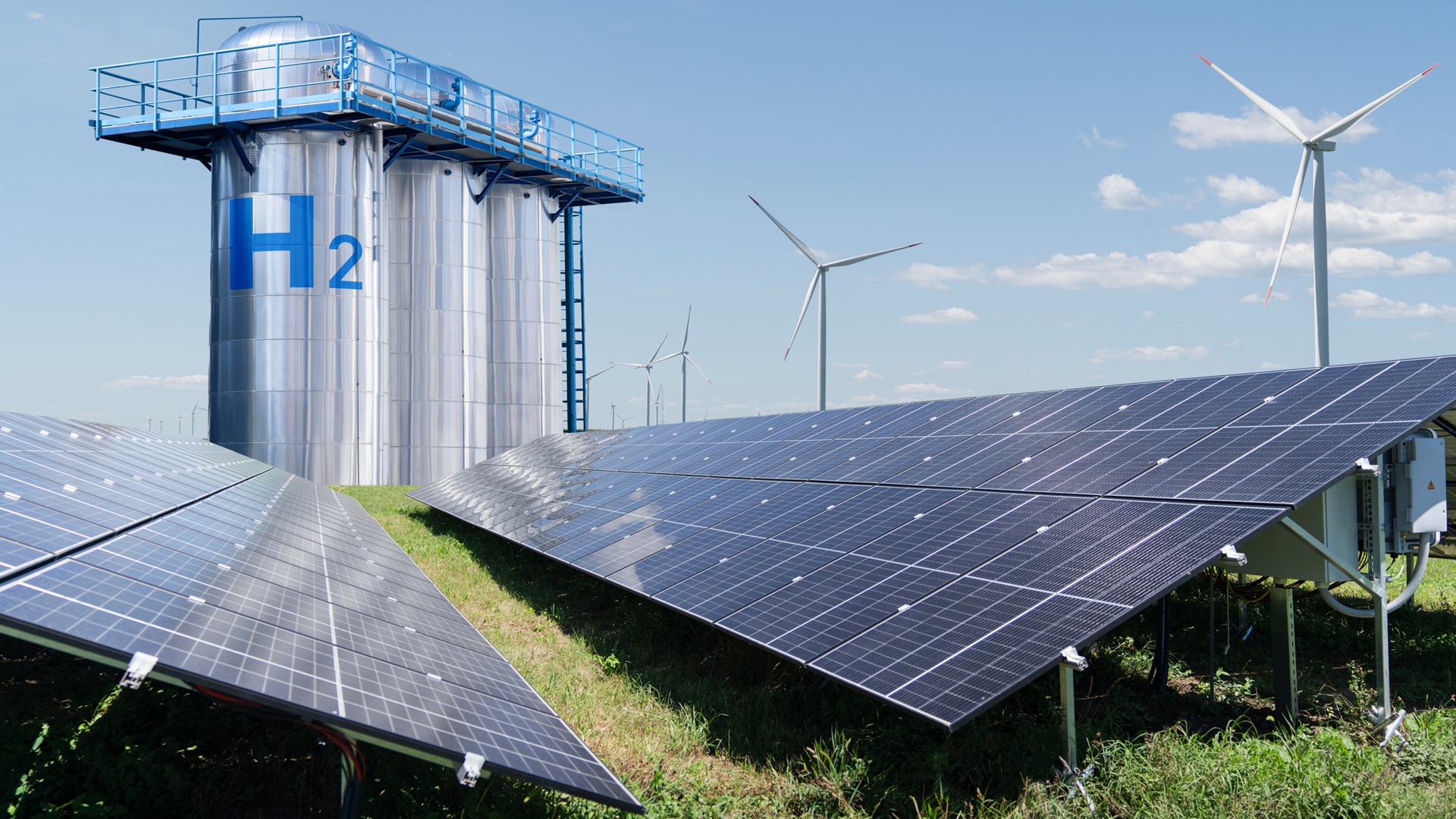 Germany's Solar Breakthrough: 31.3% Efficient Hydrogen Fuel Production (2026)