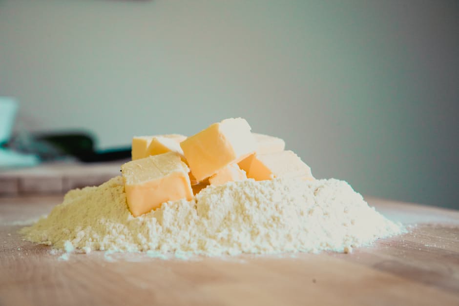 MINI CONTENITORE FORMAGGIO Frigo per Frigorifero Scatola Burro EUR 7,46