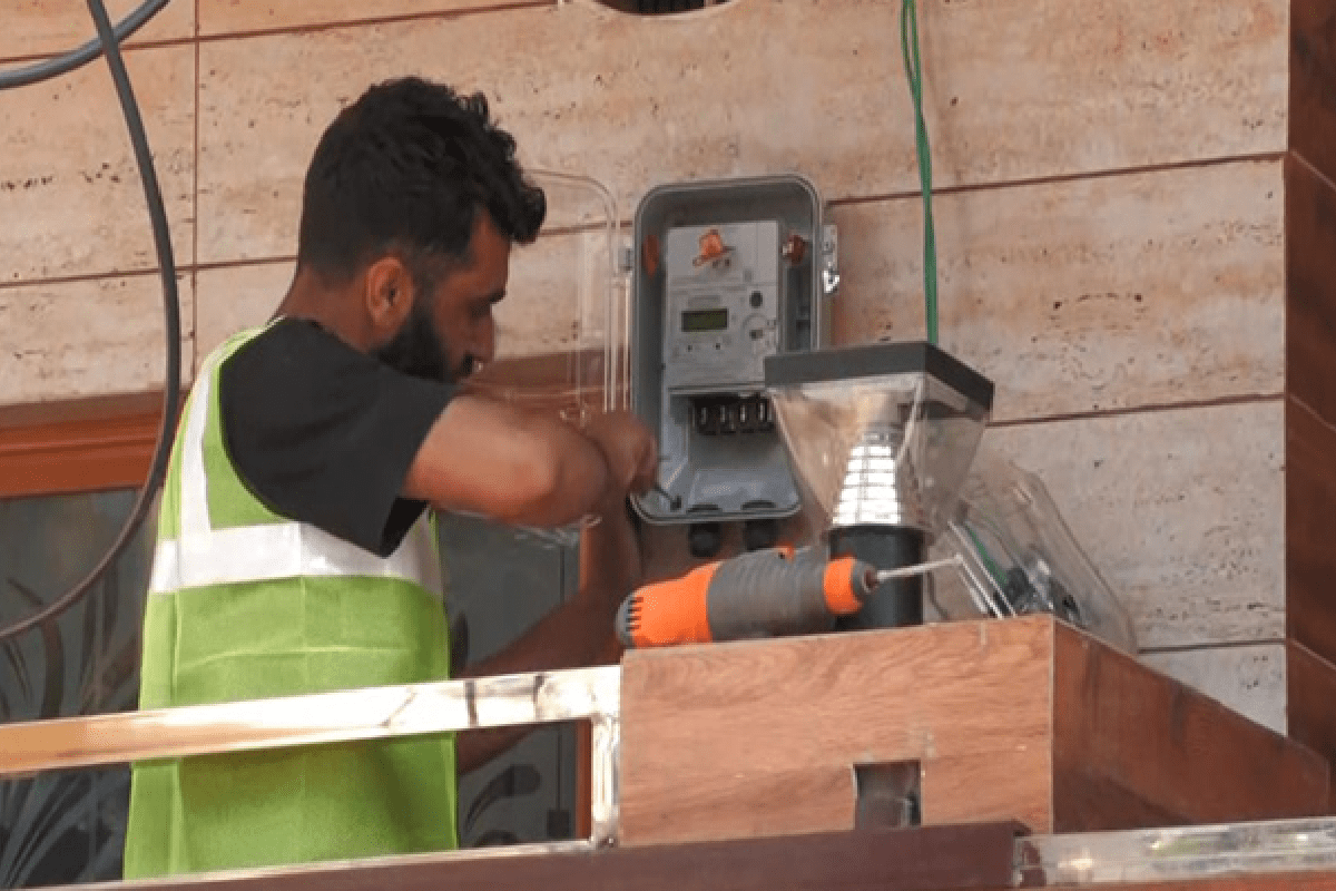 स्मार्ट मीटर लगवाने के बाद 7000% ज्यादा आया बिजली बिल | mp news Smart meters increasing electricity bill burhanpur