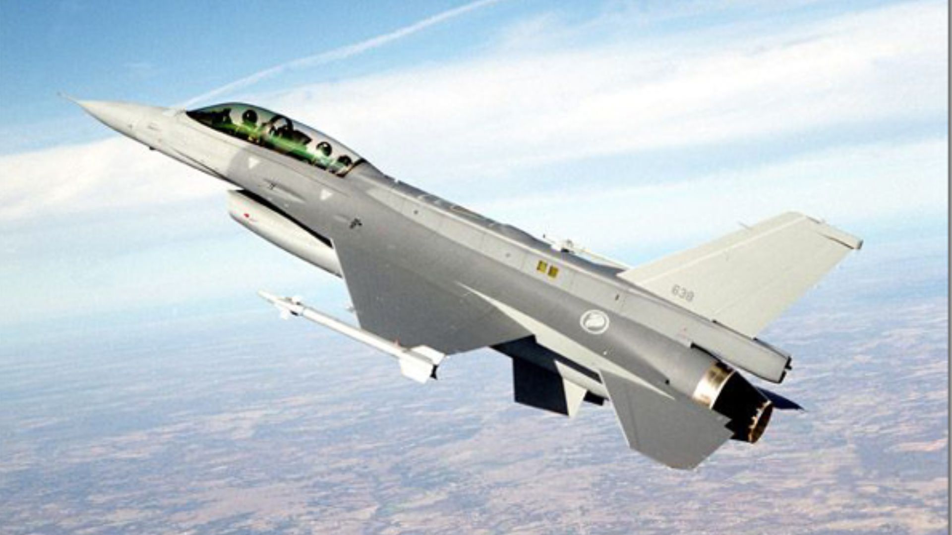 RSAF F-16D Block 52