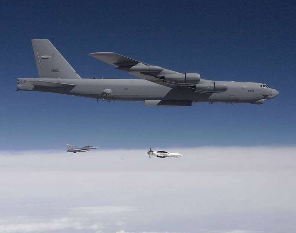 B-52 MOP Drop