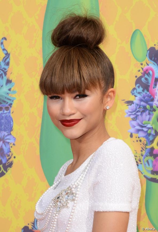cliomakeup-coolspotting-zendaya-look-capelli-trucchi-smokey-labbra-9