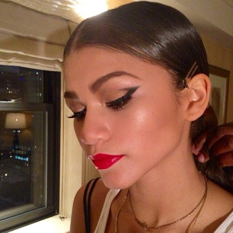 cliomakeup-coolspotting-zendaya-look-capelli-trucchi-smokey-labbra-15
