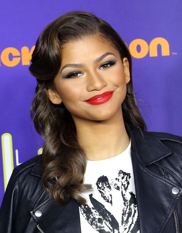 cliomakeup-coolspotting-zendaya-look-capelli-trucchi-smokey-labbra-15
