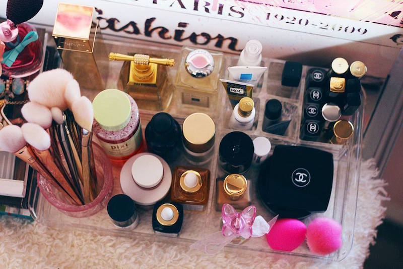 cliomakeup-come-organizzare-trucchi-creme-prodotti-bellezza-5-cosmetici