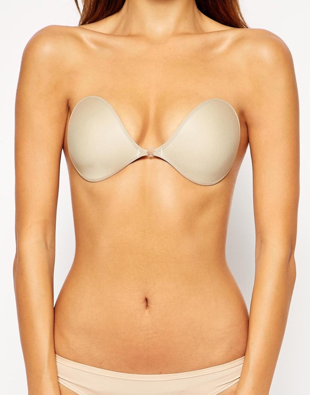 ClioMakeUp-reggiseno-invisibile-adesivo-scollato-u-scotch-asos-adesivo-push-up-28-99