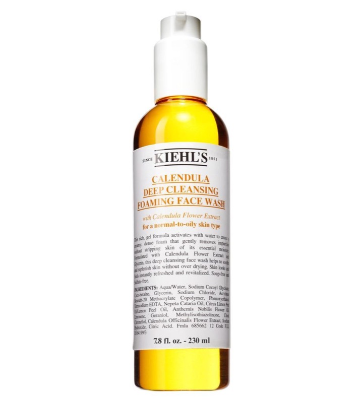 ClioMakeUp-coolspotting-segreti-bellezza-trucco-capelli-make-up-Emily-Ratajkowski-Kiehls-Calendula-Deep-Cleansing-Foaming-Face-Wash