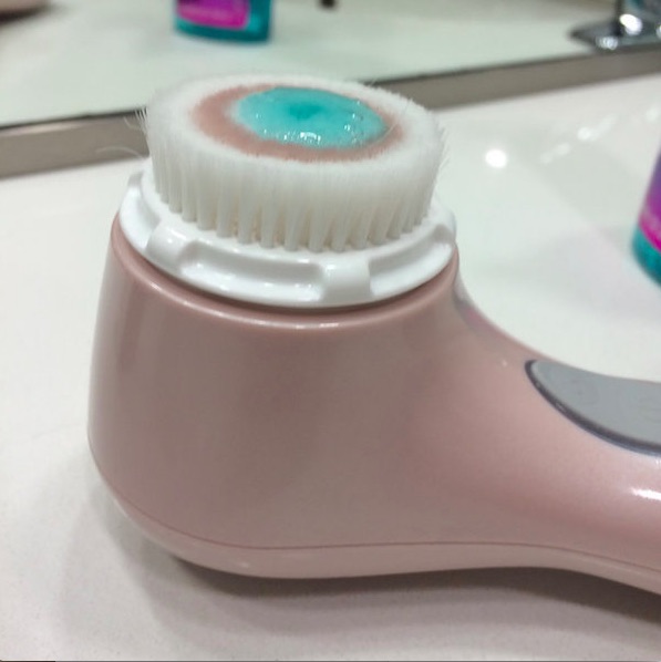 cliomakeup-come-usare-clarisonic-2-detergente