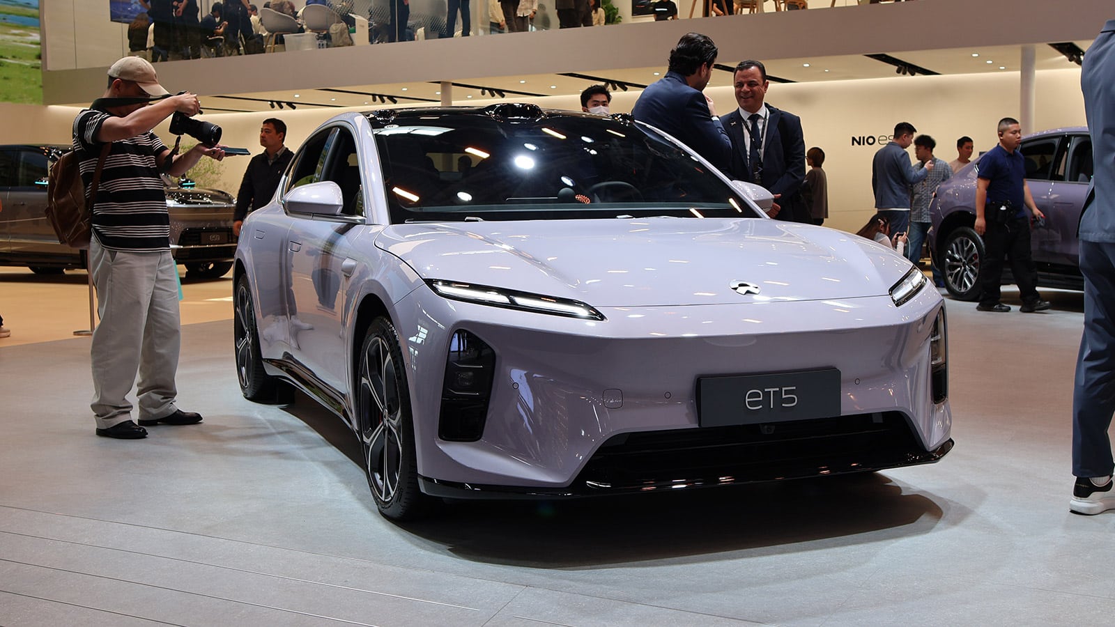 Nio's CEO Predicts a Challenging Year for China's Auto Industry (2026)