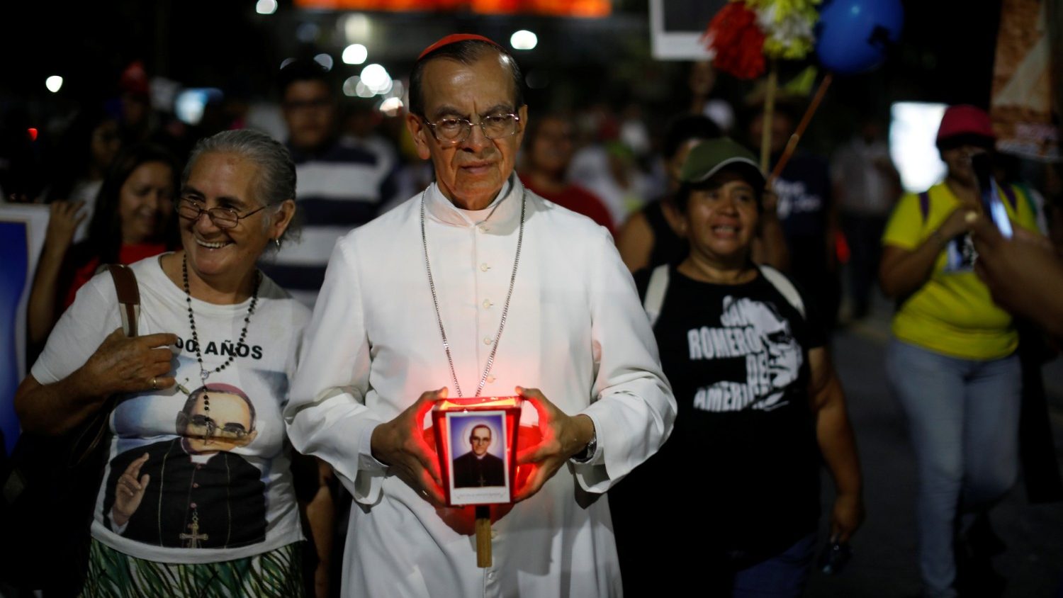 El Salvador celebra el cumpleaños del Cardenal Gregorio Rosa Chávez, un legado de paz y devoción