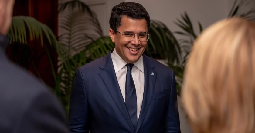 David Collado, el único ministro que permanece desde el gabinete original de Luis Abinader