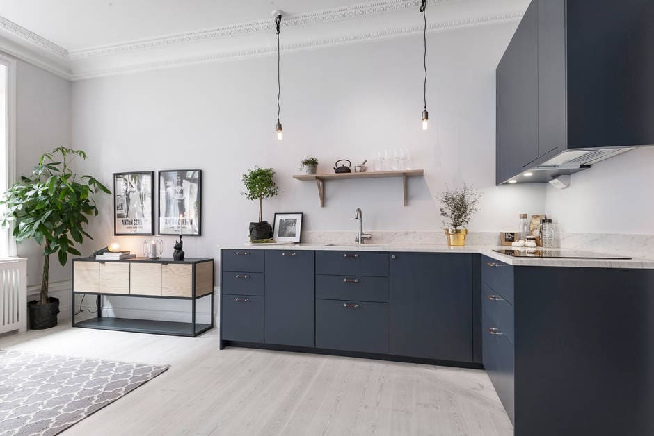 Cozy home with a blue living kitchen - via cocolapinedesign.com