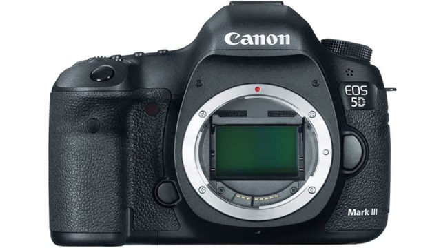 Canon EOS 5D Mark III 22.3 MP Full Frame CMOS